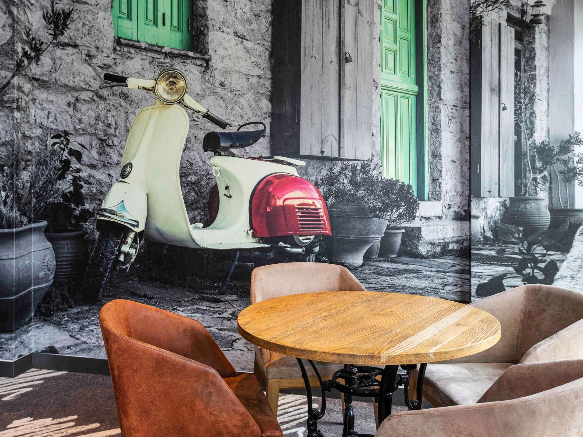 Ibis Bordeaux Route Des Vins Hotel Pessac